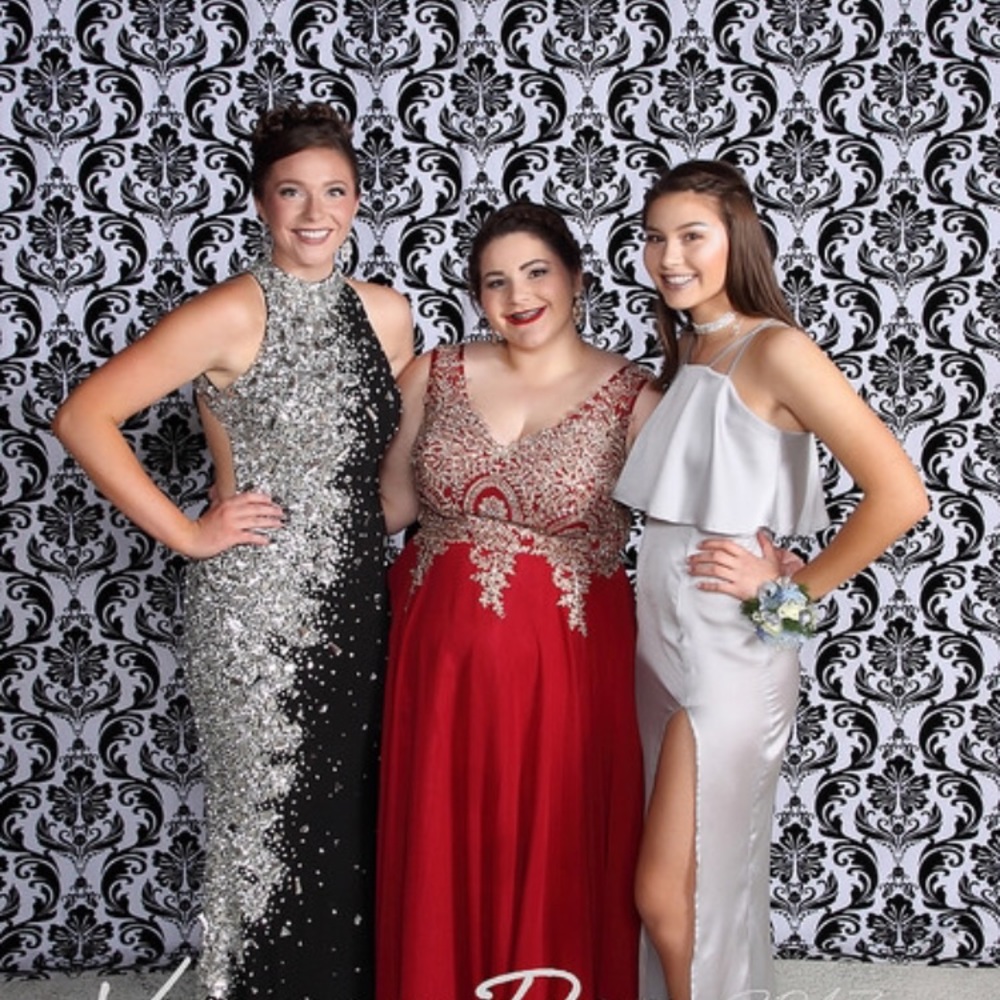 Beautiful Red Prom Dress - Picture 4 of 4
